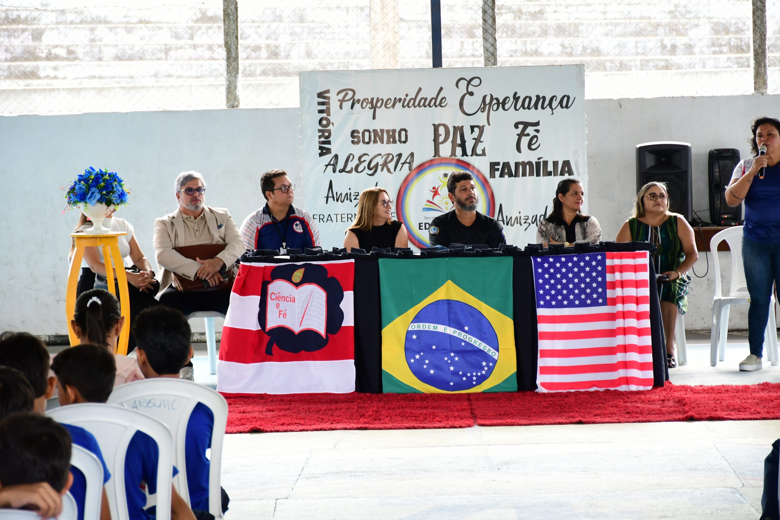 prefeitura-de-oriximina-lanca-escola-bilingue-na-rede-publica
