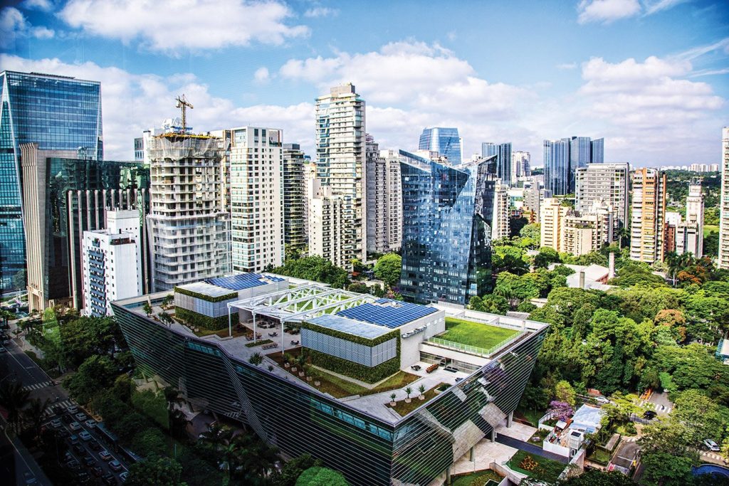 giro-do-dia:-governo-pode-arrecadar-r$-44-bi-com-impostos,-a-divisao-da-warner-e-greve-em-mg