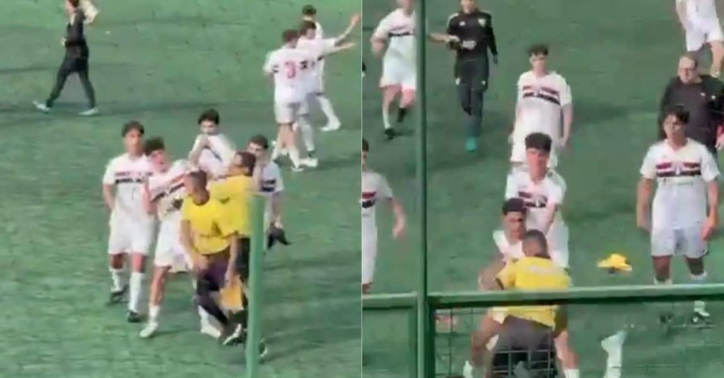 video:-bandeirinha-agride-jogador-sub-17-do-sao-paulo-e-briga-toma-conta-de-partida