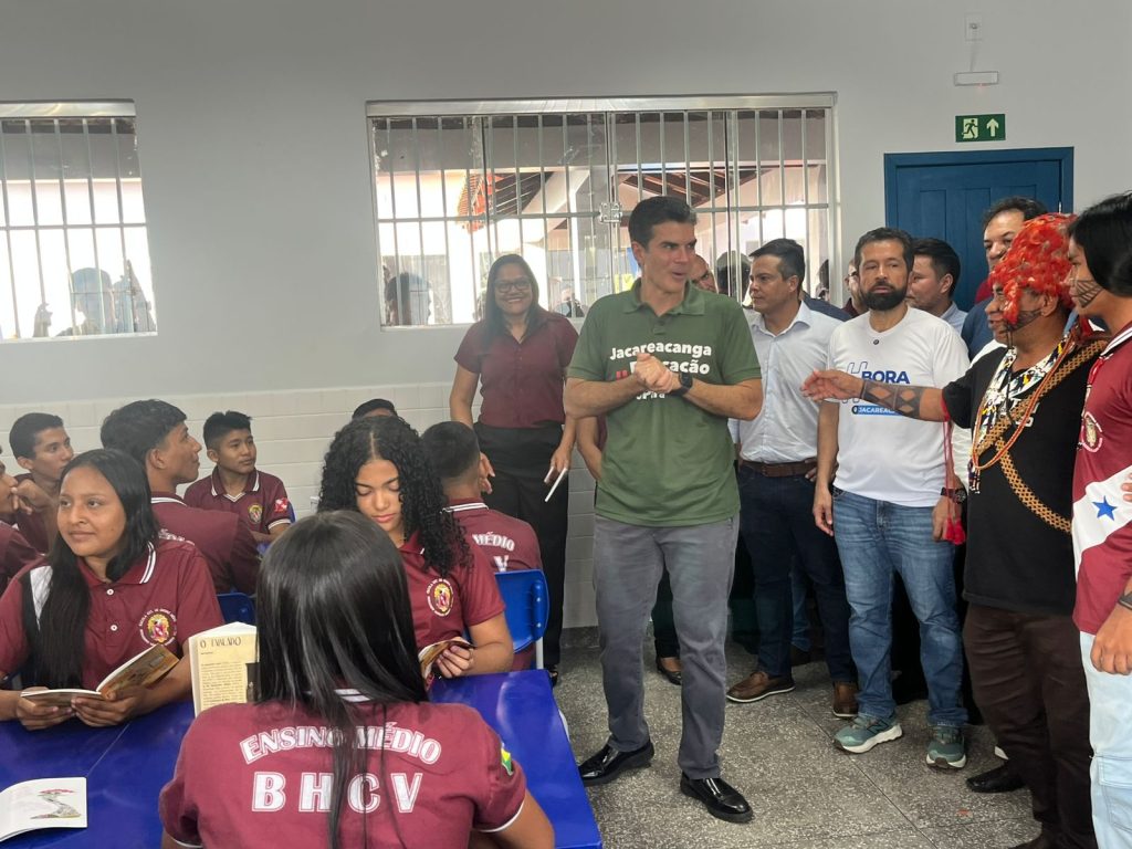 “prova-do-enem-sera-aplicada-em-jacareacanga”,-anunciou-o-prefeito-valdo