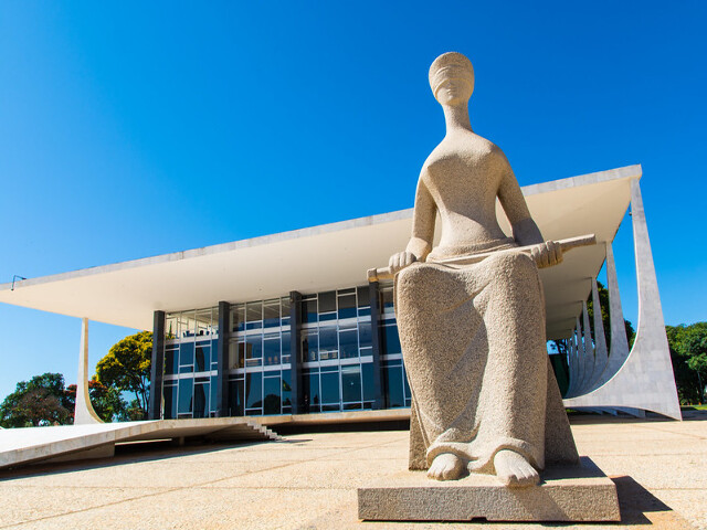 stf-comeca-a-ouvir-reus-do-nucleo-1-da-tentativa-de-golpe-de-estado