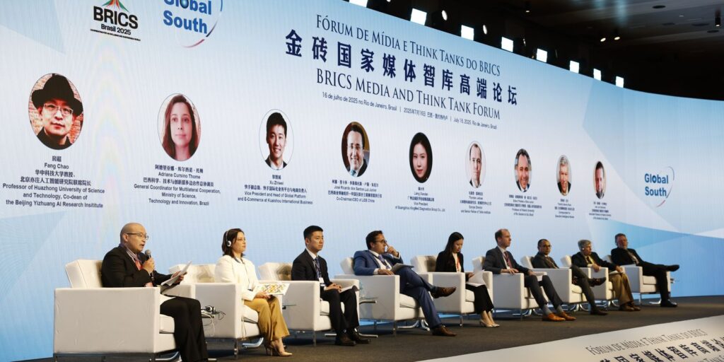 forum-de-midia-do-brics-discute-cooperacao-na-comunicacao-e-ia