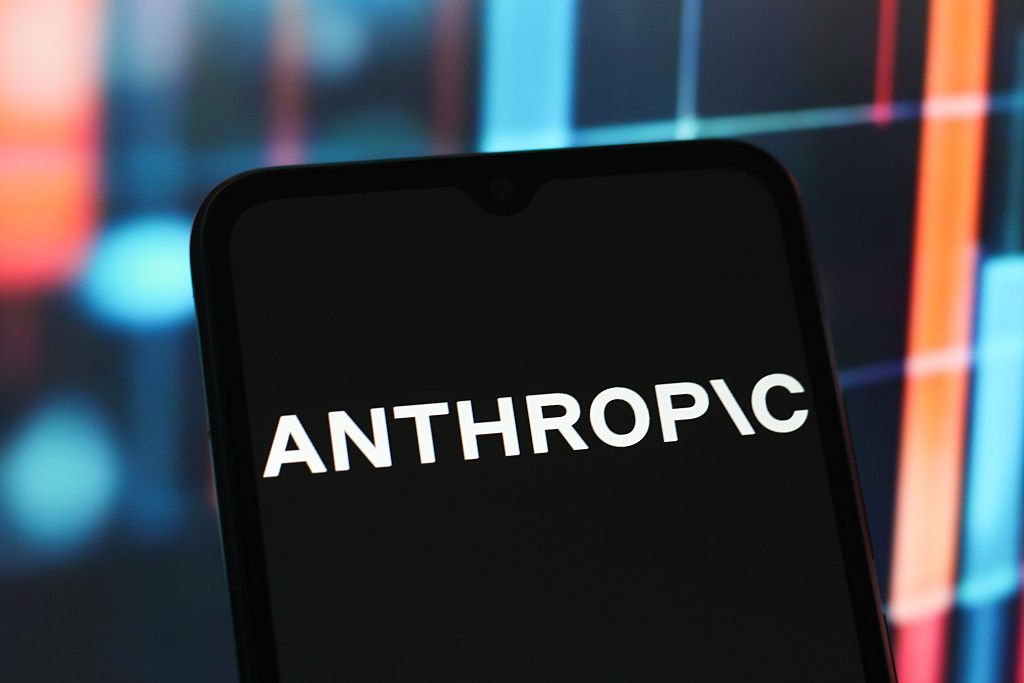 ameacada?-anthropic-pagara-us$-1,5-bilhao-para-encerrar-processo-de-direitos-autorais