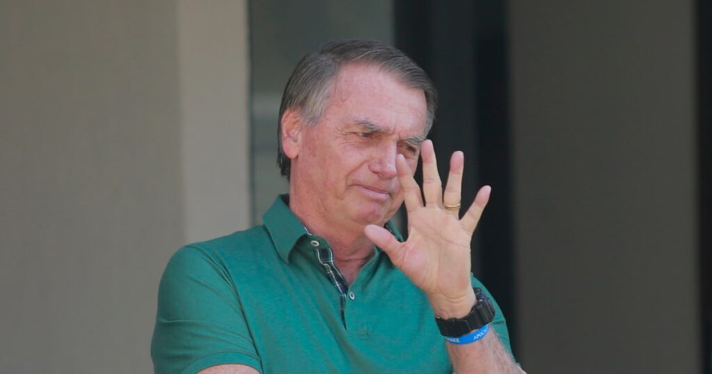 anistia-a-bolsonaro-e-rejeitada-por-54%-e-aprovada-por-39%,-diz-pesquisa