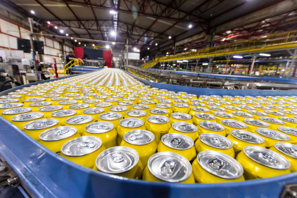 bebidas-enlatadas-tem-menor-risco-de-adulteracao-com-metanol,-dizem-especialistas