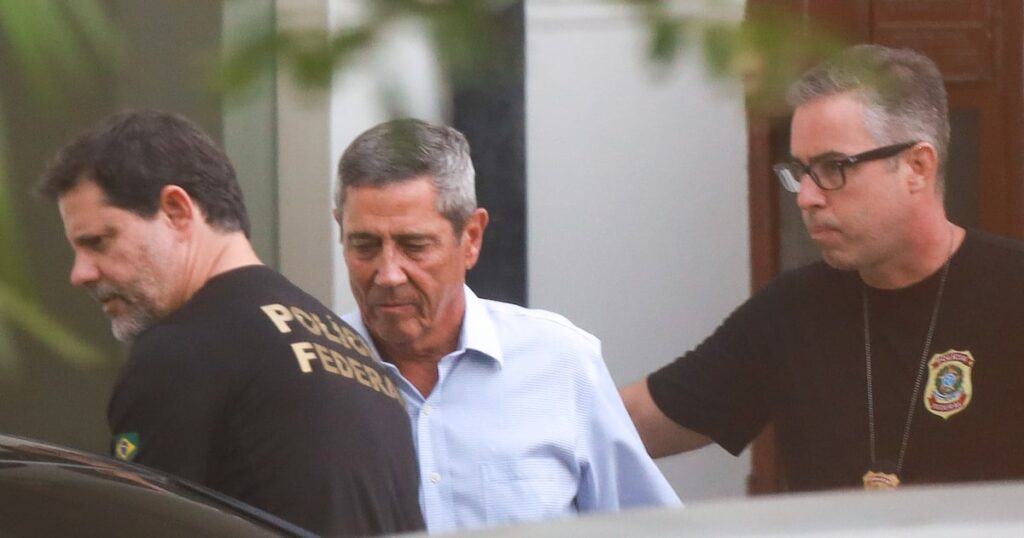 moraes-cita-condenacao-e-risco-de-fuga-e-mantem-braga-netto-preso