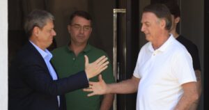 no-mesmo-dia-em-que-stf-julga-bolsonaro,-tarcisio-agradece-o-ex-presidente:-‘gratidao’