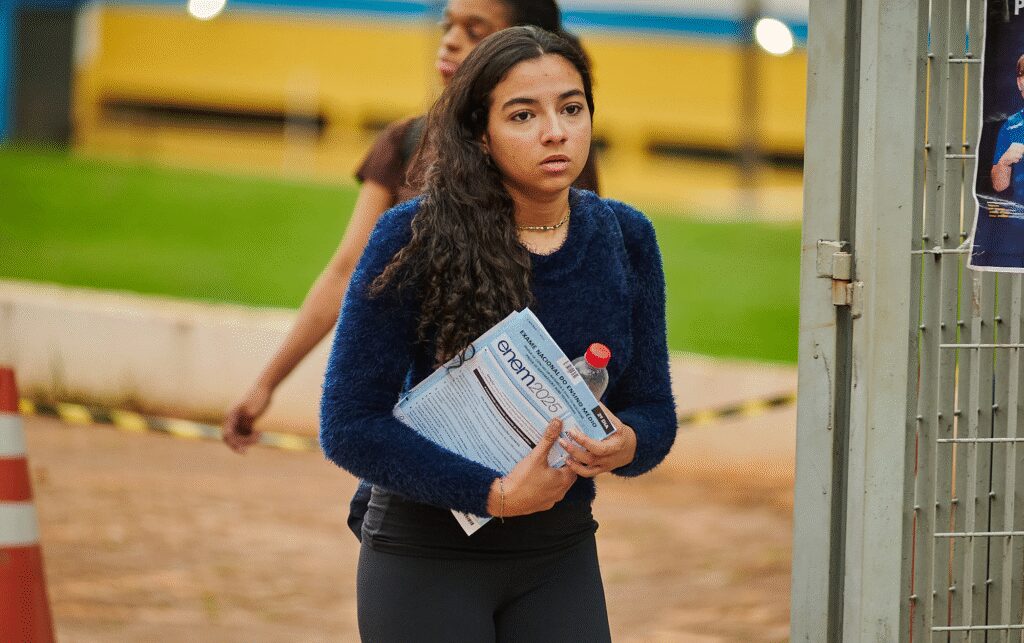 anulacao-de-questoes-do-enem-prejudica-o-candidato?-entenda-o-que-acontece-com-a-nota