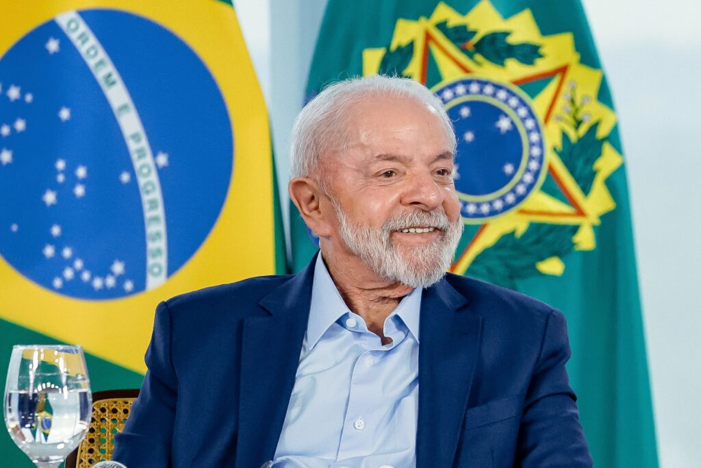 cnh-sem-autoescola:-lula-lancara-medida-no-dia-2-de-dezembro