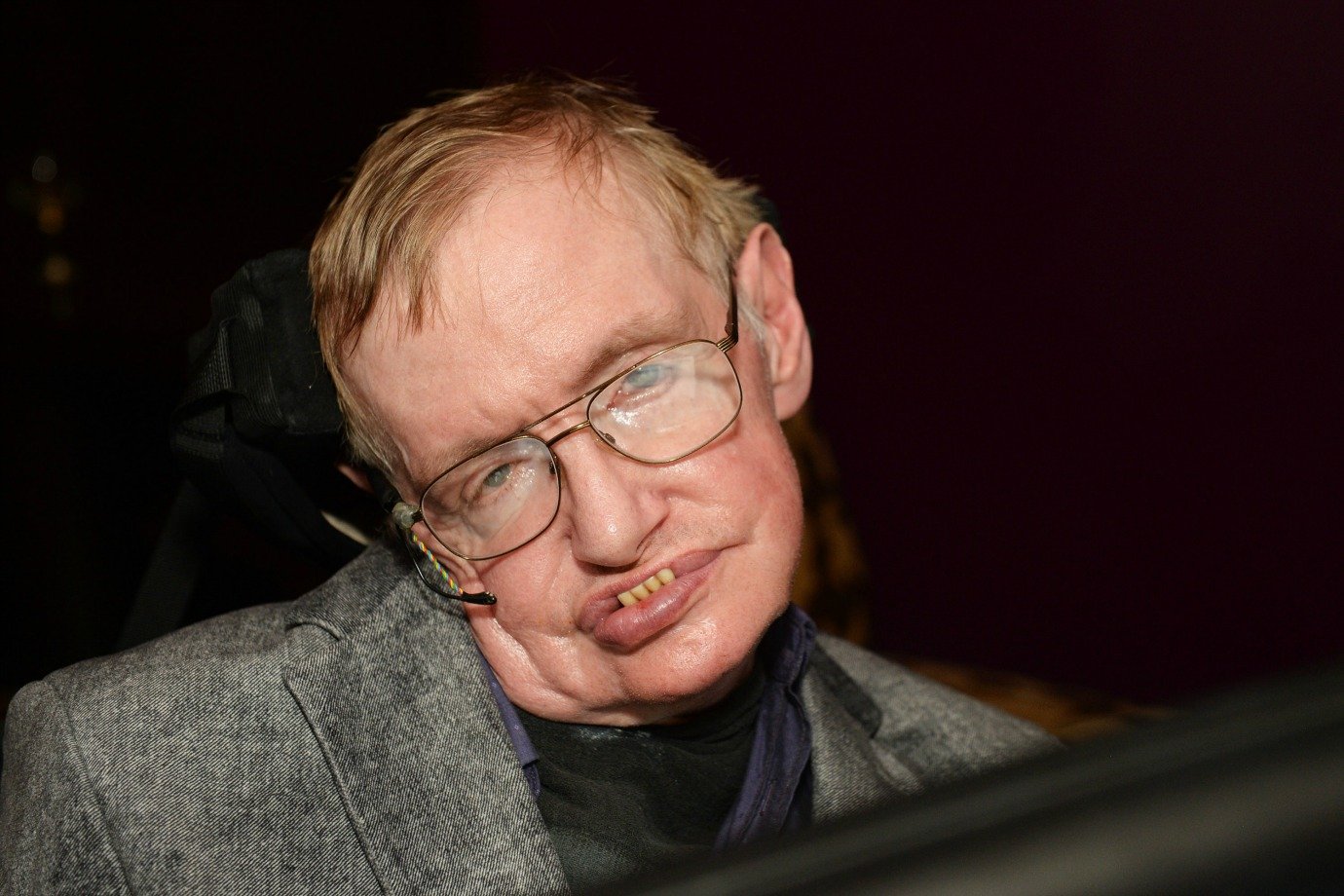 o-alerta-de-stephen-hawking:-ia-pode-superar-a-humanidade
