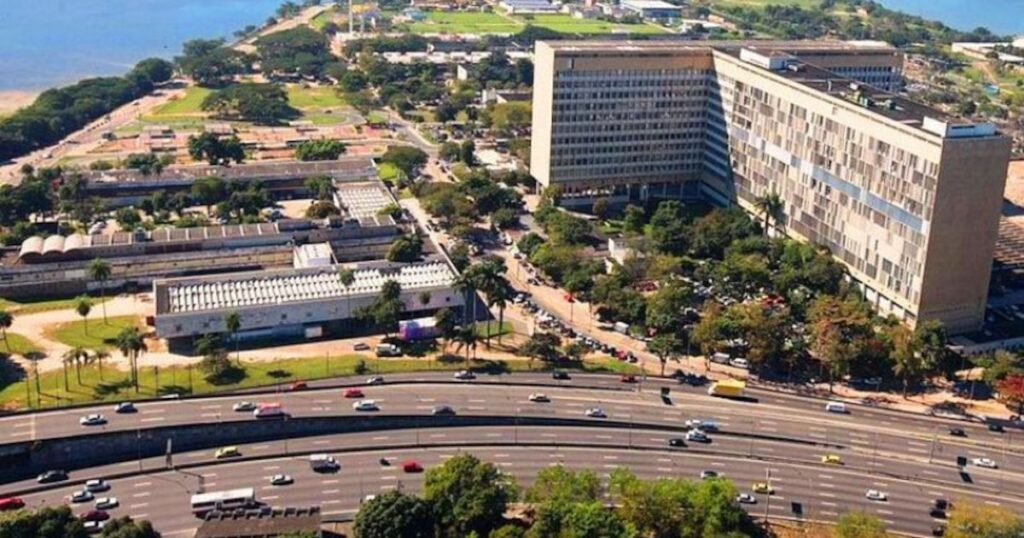 universidades-federais-sofrem-corte-de-r$-488-milhoes-no-orcamento-2026