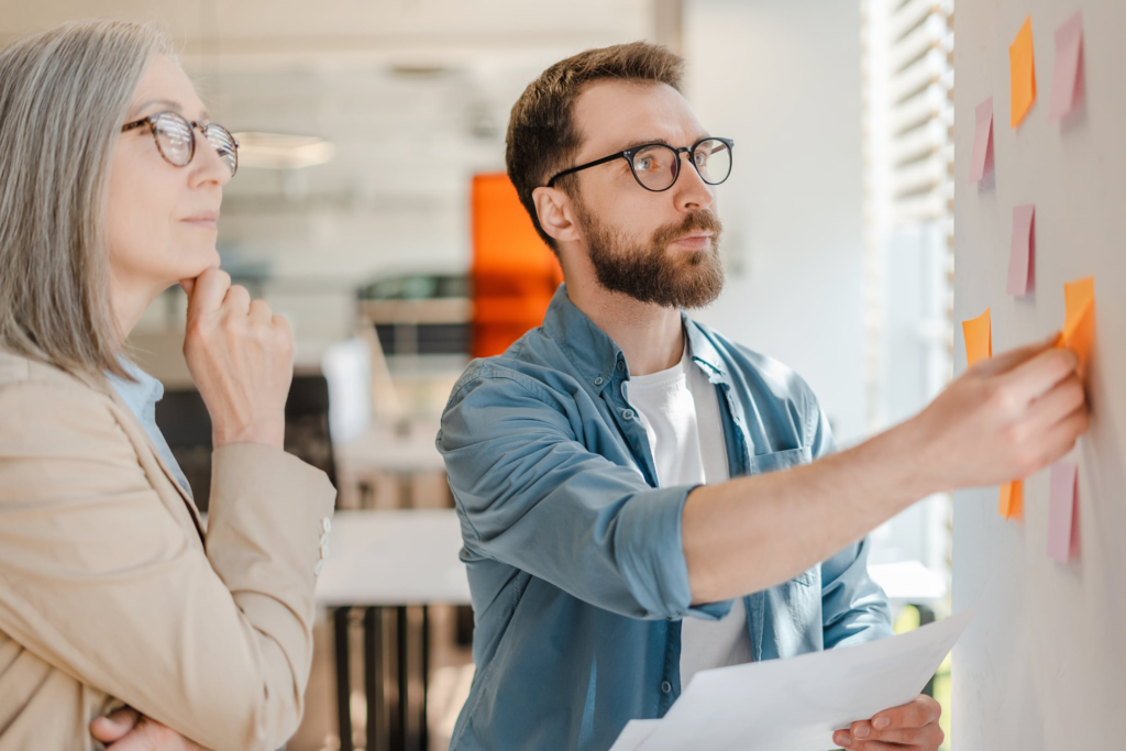 perfil-comportamental:-o-que-e-e-como-aplicar-a-metodologia-disc-na-sua-equipe