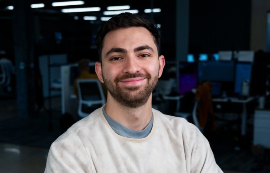 aos-33-anos,-ele-trabalhou-100-horas-por-semana-e-hoje-comanda-um-negocio-de-us$-633-milhoes