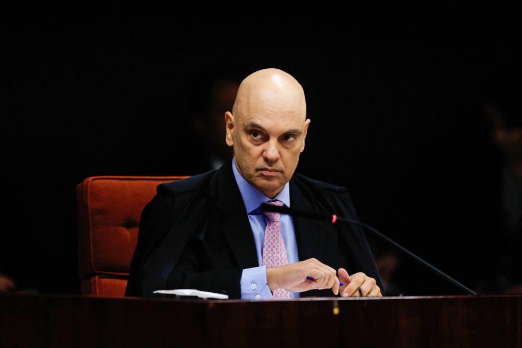 moraes-arquiva-investigacao-sobre-blitzes-que-teriam-dificultado-voto-no-2o-turno-de-2022