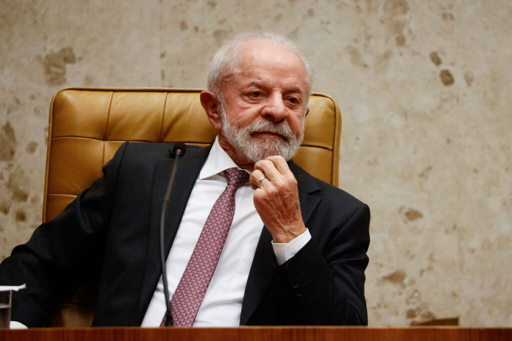 lula-e-desaprovado-por-51,4%-e-aprovado-por-46,6%,-aponta-pesquisa-meio/ideia