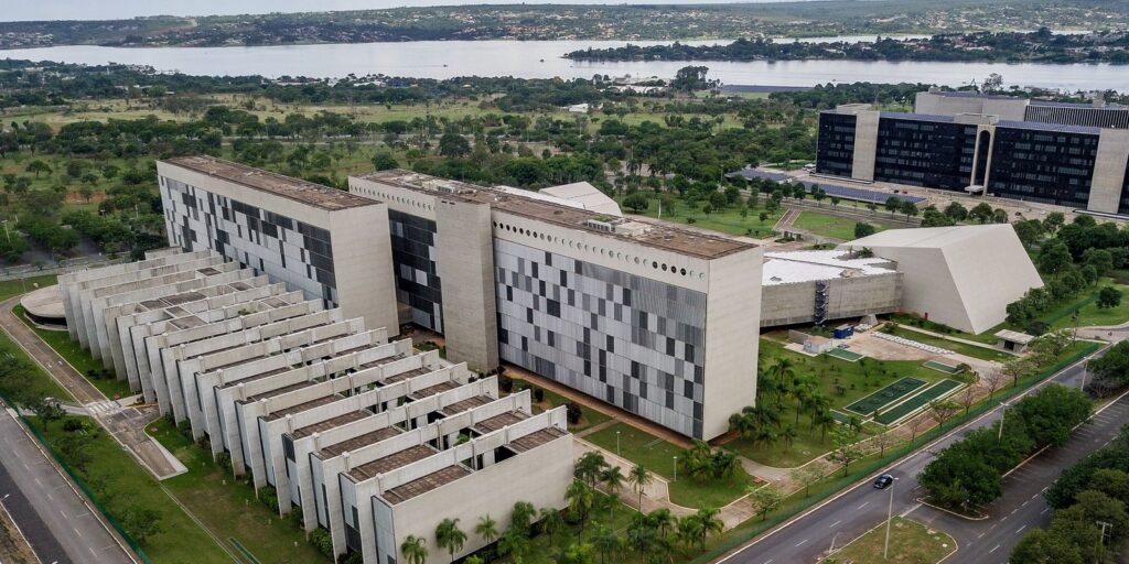 stj-abre-sindicancia-contra-ministro-acusado-de-importunacao-sexual