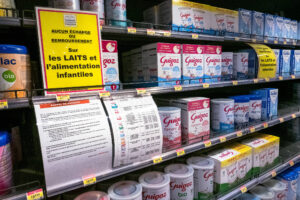 terceiro-bebe-morre-na-franca-apos-consumir-leite-suspeito-de-contaminacao