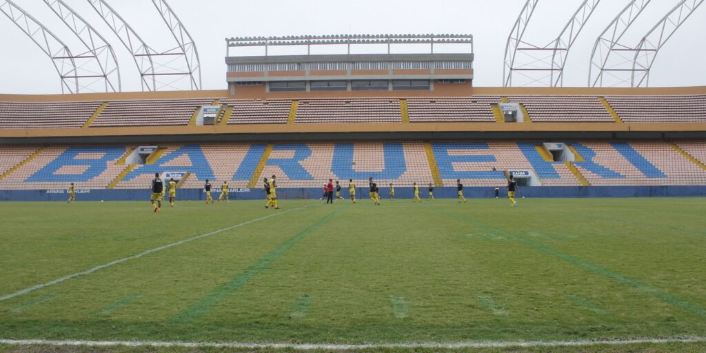 palmeiras-e-fluminense-jogam-nesta-quarta;-radio-nacional-transmite