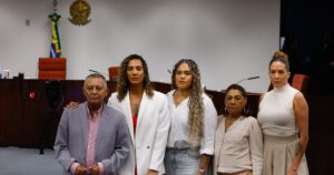 mae-de-marielle-exalta-voto-de-carmen-lucia:-‘espetaculo’