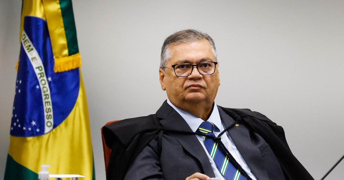 decisao-de-dino-para-demitir-juizes-diverge-do-que-o-proprio-ministro-defendeu-em-dissertacao