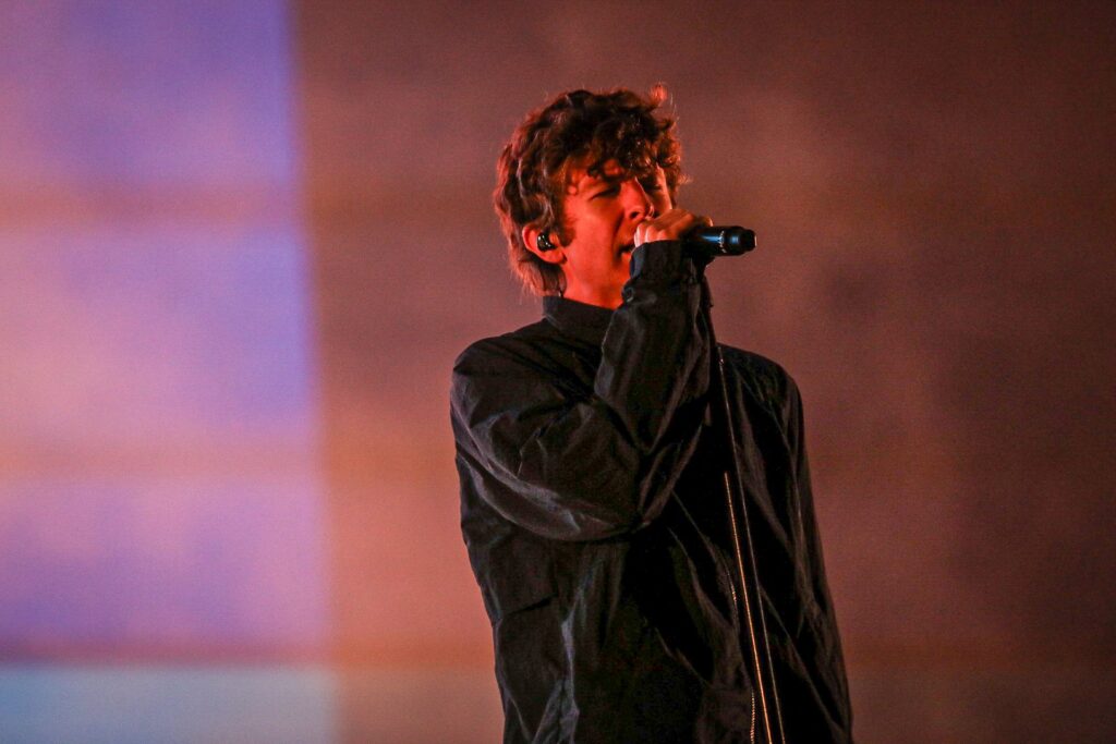 ‘hardcore-2.0’-do-turnstile-conquista-publico-do-lollapalooza-com-baladas-e-agitacao