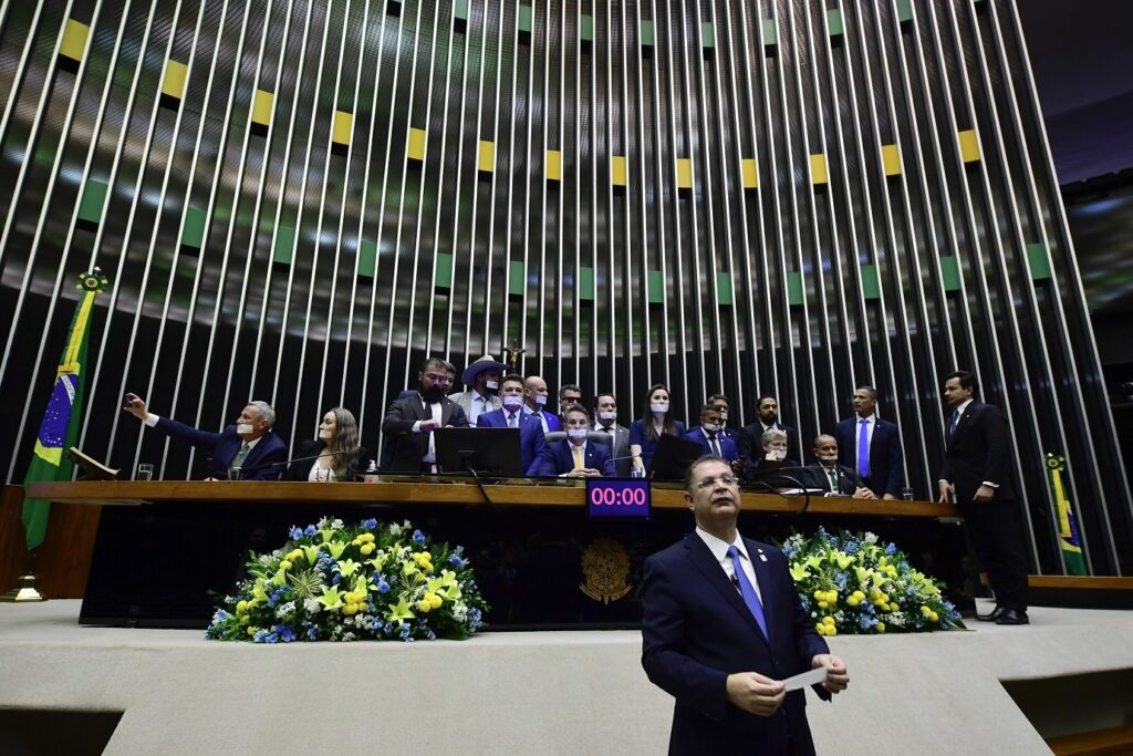 janela-partidaria:-entenda-o-que-e-e-quem-pode-mudar-de-sigla-ate-abril 