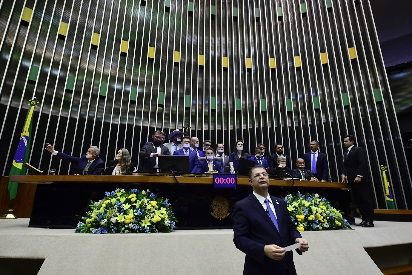 janela-partidaria:-entenda-o-que-e-e-quem-pode-mudar-de-sigla-ate-abril 