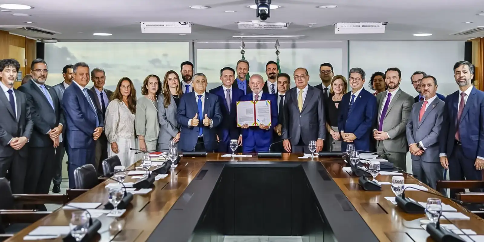 lula-sanciona-lei-antifaccao-e-defende-prisao-de-magnatas-do-crime