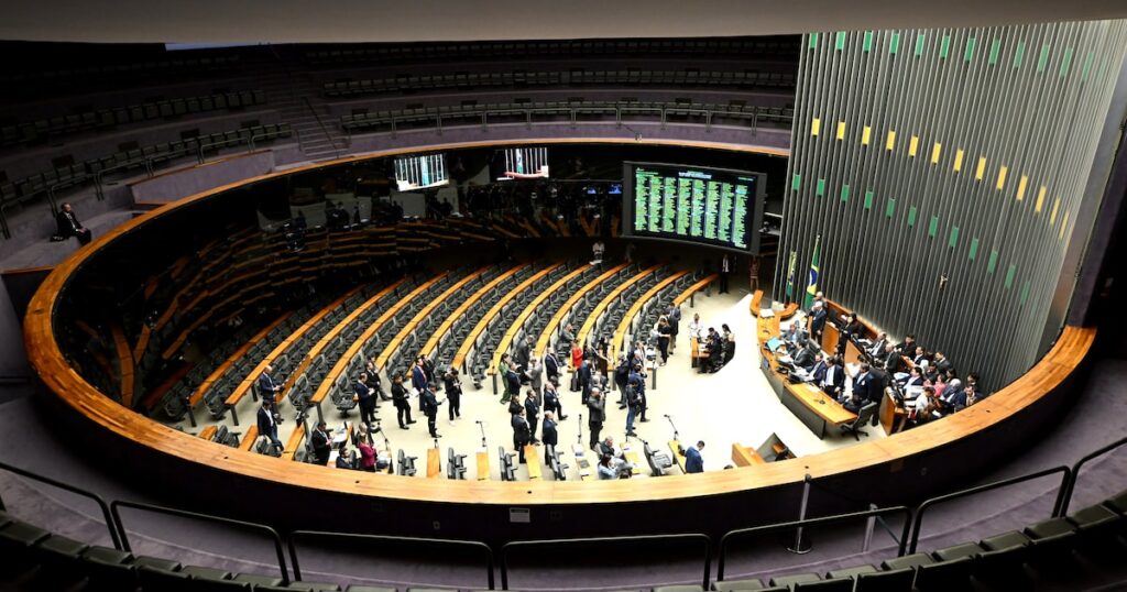 congresso-aprova-plano-nacional-de-educacao;-veja-objetivos-estabelecidos