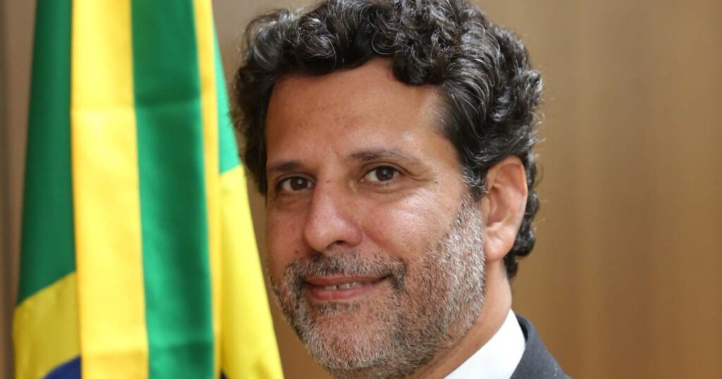 lula-anuncia-novo-ministro-da-educacao;-saiba-quem-e