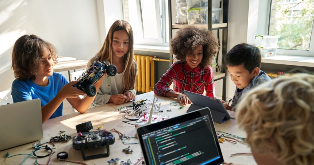 grupo-internacional-lancara-em-sp-nova-escola-particular-que-usa-ia-para-ensino-individualizado