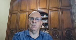 compreensao-da-historia-como-ensinamento-e-ingenuidade,-diz-historiador