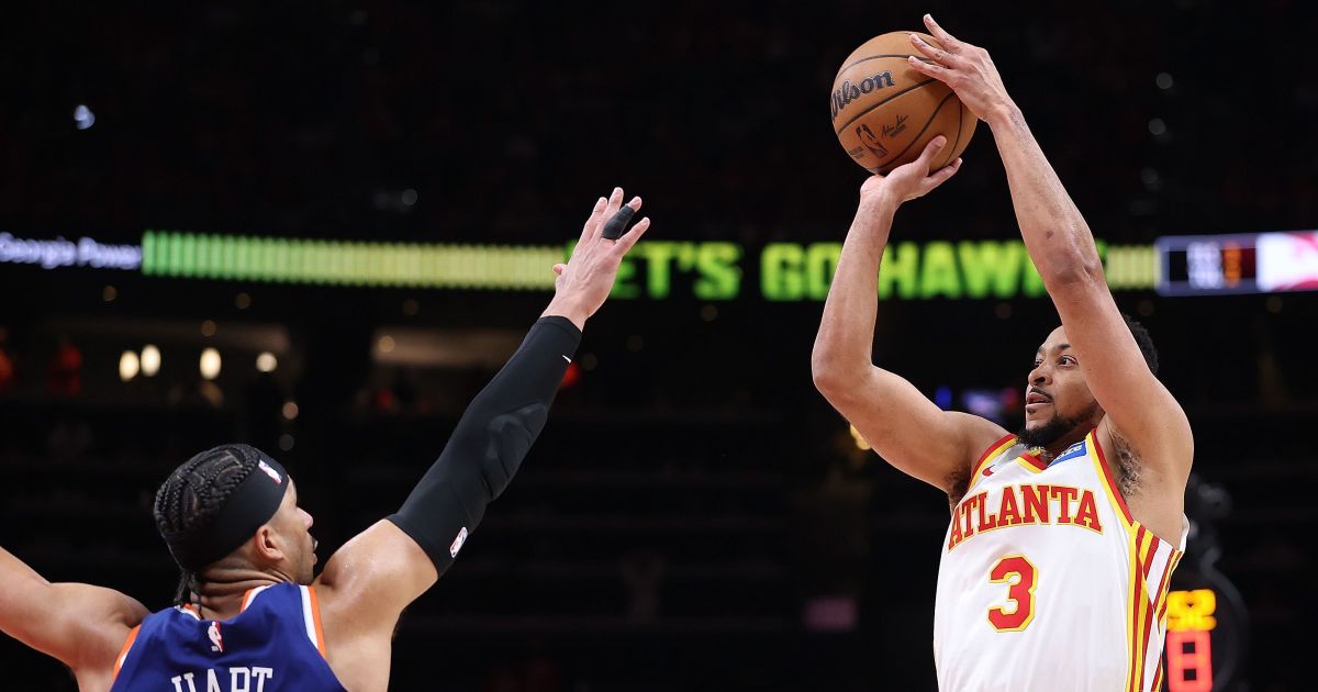 cj-mccollum-decide-no-fim,-e-hawks-vencem-knicks-no-jogo-3-dos-playoffs