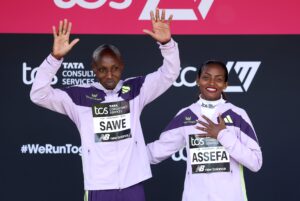 londres-quebra-dois-recordes-e-entra-para-a-historia-das-maratonas