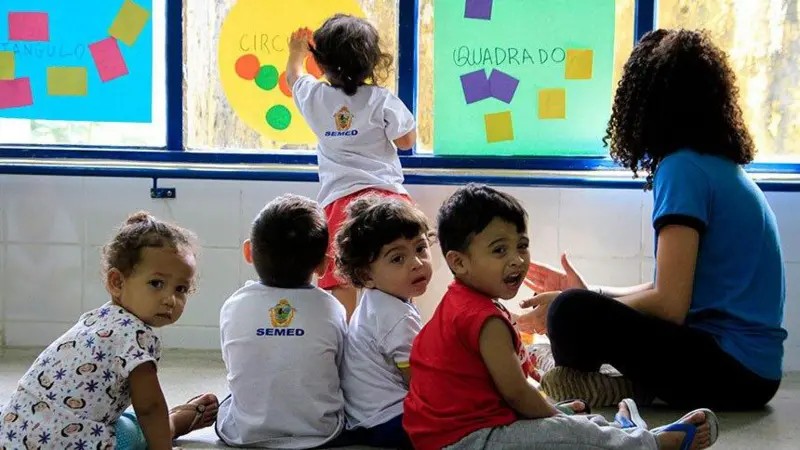 mesmo-obrigatoria-ha-mais-de-uma-decada,-pre‑escola-ainda-nao-chega-a-todas-as-criancas-brasileiras