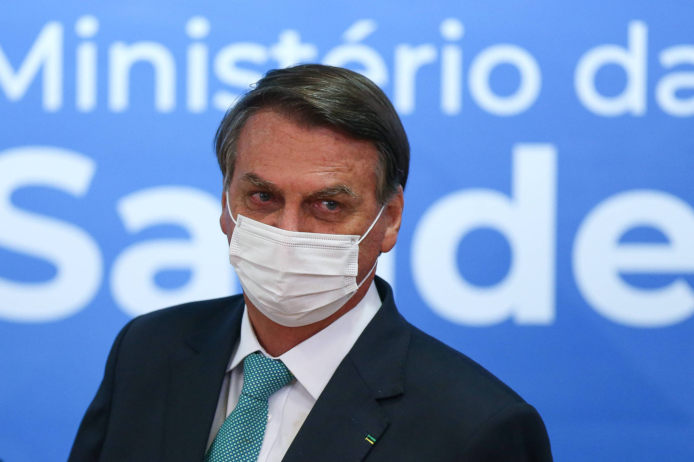 brasileiros-que-culpam-bolsonaro-por-mortes-na-covid-caem-21,5-pontos,-diz-pesquisa
