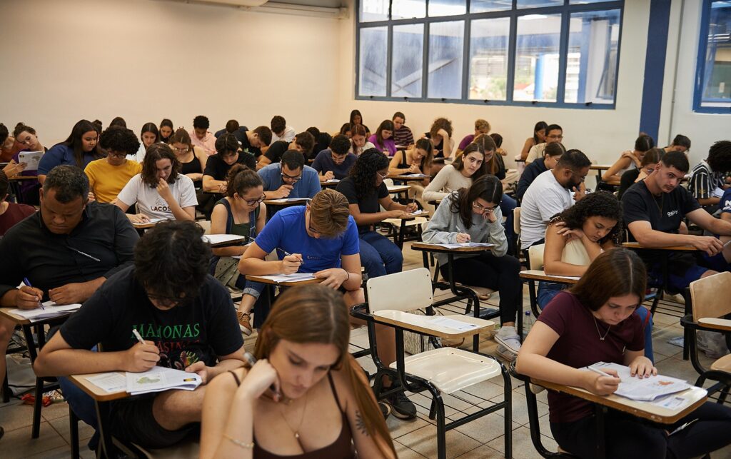 enem-e-fuvest-no-mesmo-dia?-entenda-mudanca-de-datas-de-dois-dos-principais-vestibulares-do-pais