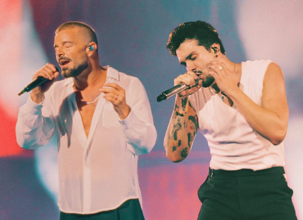 luan-santana-faz-feat-estranho-com-ricky-martin-em-versao-de-hit-de-1995