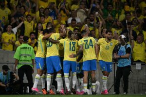 quem-e-o-jogador-da-selecao-brasileira-comparado-a-adriano-imperador?