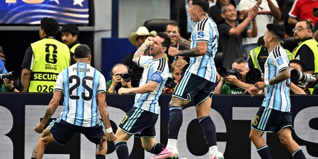 confira-os-resultados-dos-jogos-de-segunda-feira-(22)-na-copa