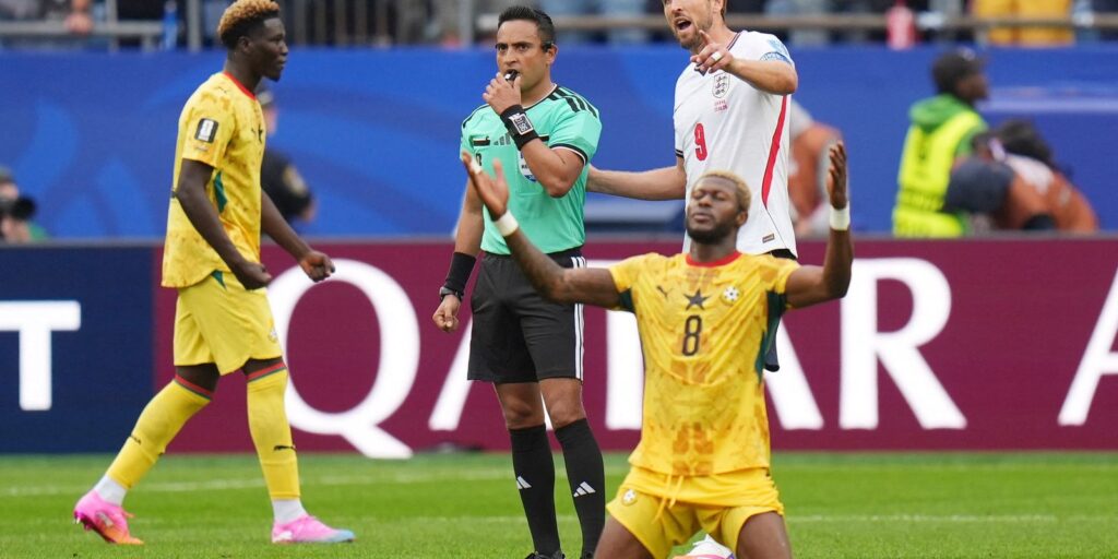 gana-segura-inglaterra-e-duelo-de-lideres-do-grupo-l-nao-sai-do-zero