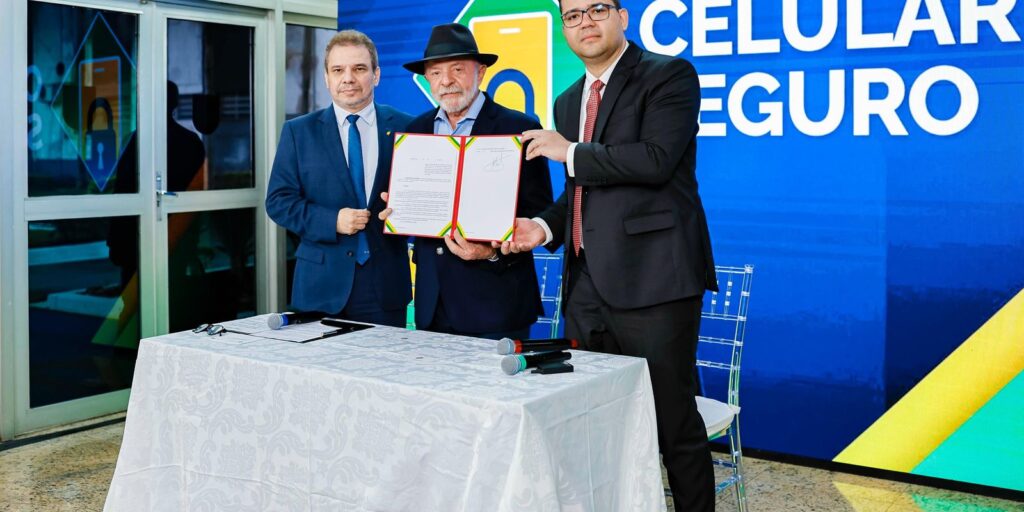 lula-cria-plataforma-para-coibir-roubos-de-celulares-e-vendas-ilegais