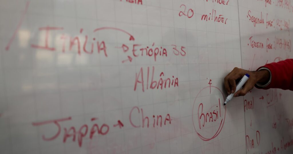 nova-regra-libera-mais-aulas-a-distancia-em-curso-para-formar-professor