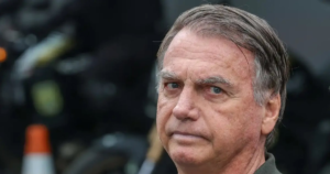 defesa-de-bolsonaro-nega-‘falta-grave’-em-apreensao-de-arma-e-pede-manutencao-da-domiciliar