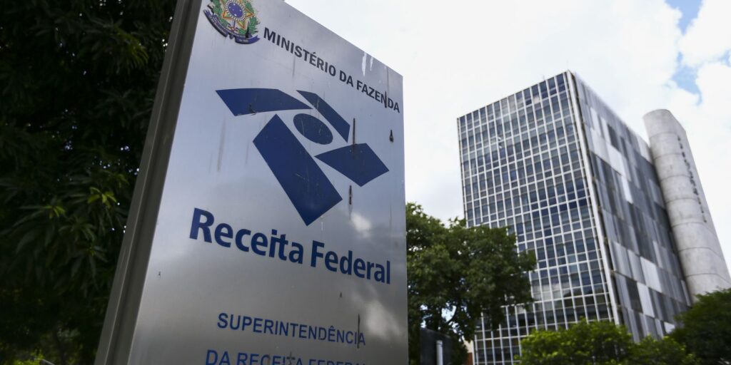 receita-paga-nesta-terca-maior-lote-de-restituicao-do-ir-da-historia