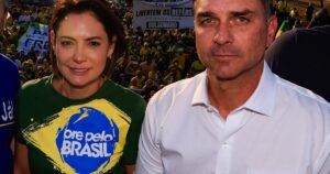 atlas/bloomberg:-37,8%-acham-que-video-de-michelle-enfraquece-muito-a-campanha-de-flavio-bolsonaro
