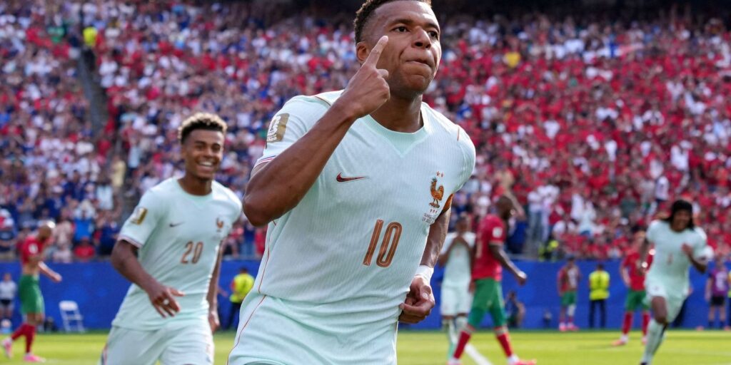franca-e-a-primeira-semifinalista-da-copa-apos-2-a-0-sobre-marrocos