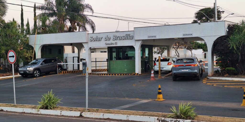 moraes-nega-pedido-para-javier-milei-visitar-bolsonaro-em-casa
