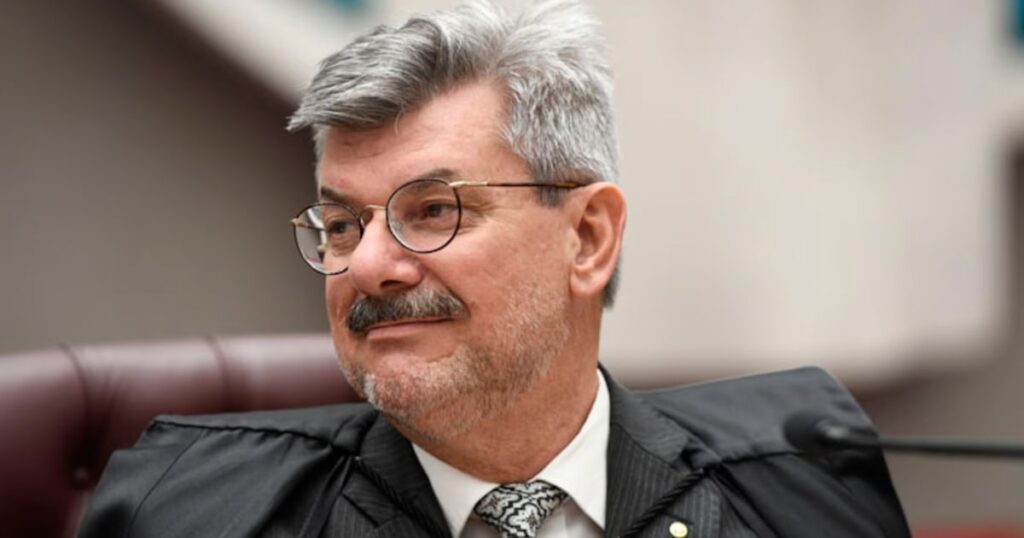 stj-marca-julgamento-de-marco-buzzi,-ministro-acusado-de-assedio-e-importunacao-sexual