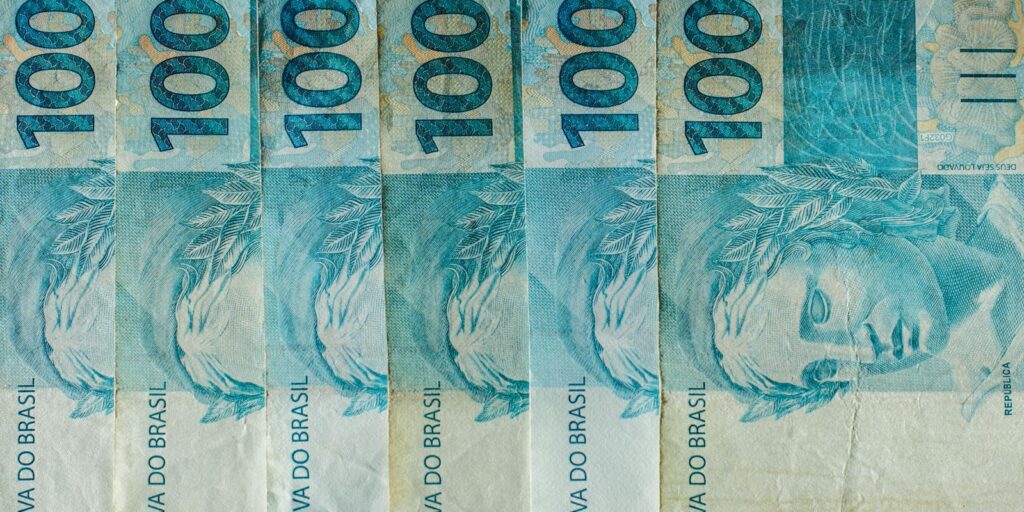 caixa-paga-bolsa-familia-de-julho-a-beneficiarios-com-nis-de-final-4